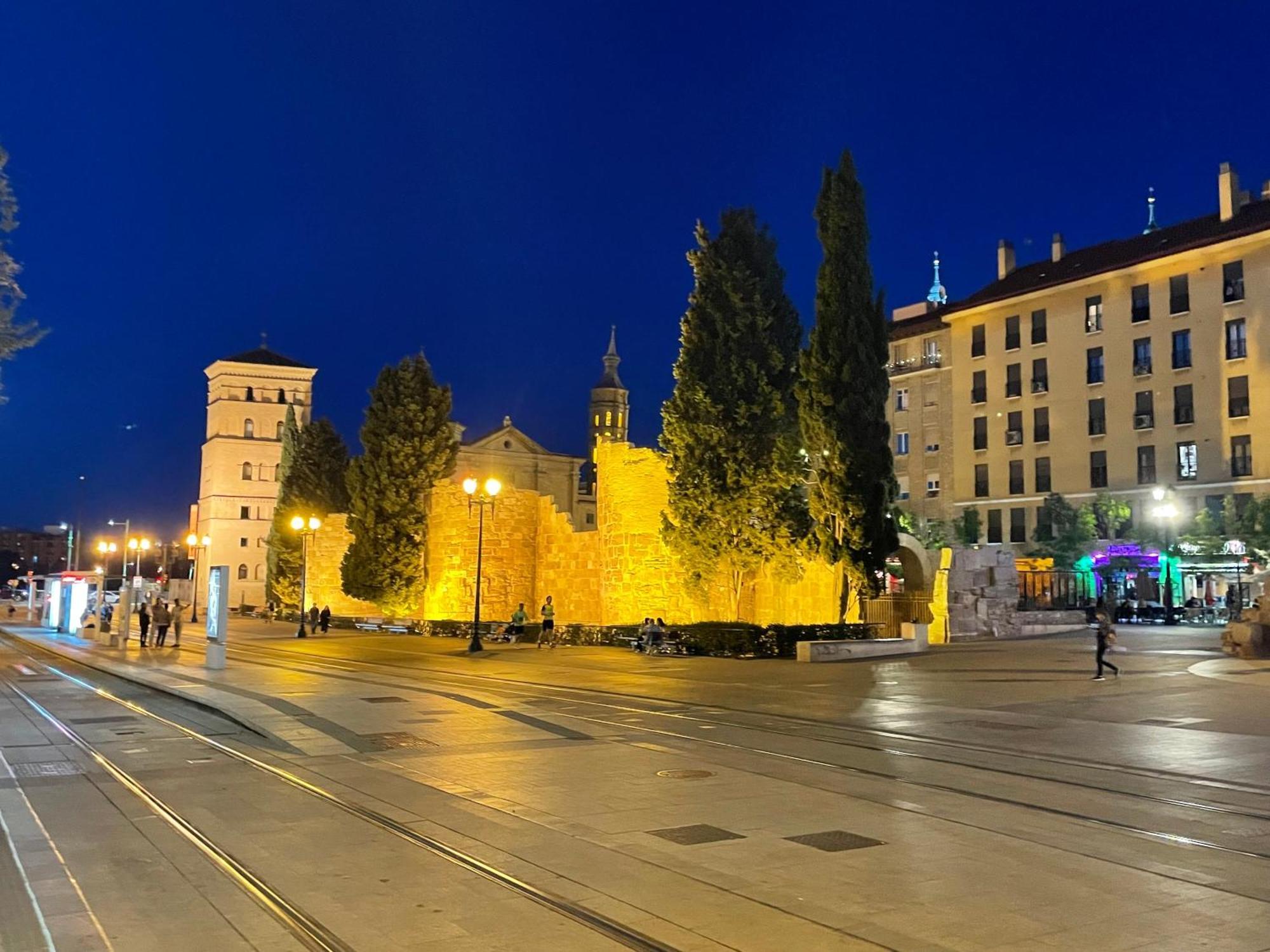 Atico Junto A Mercado Central, Con Parking Gratis Zaragoza Exteriör bild