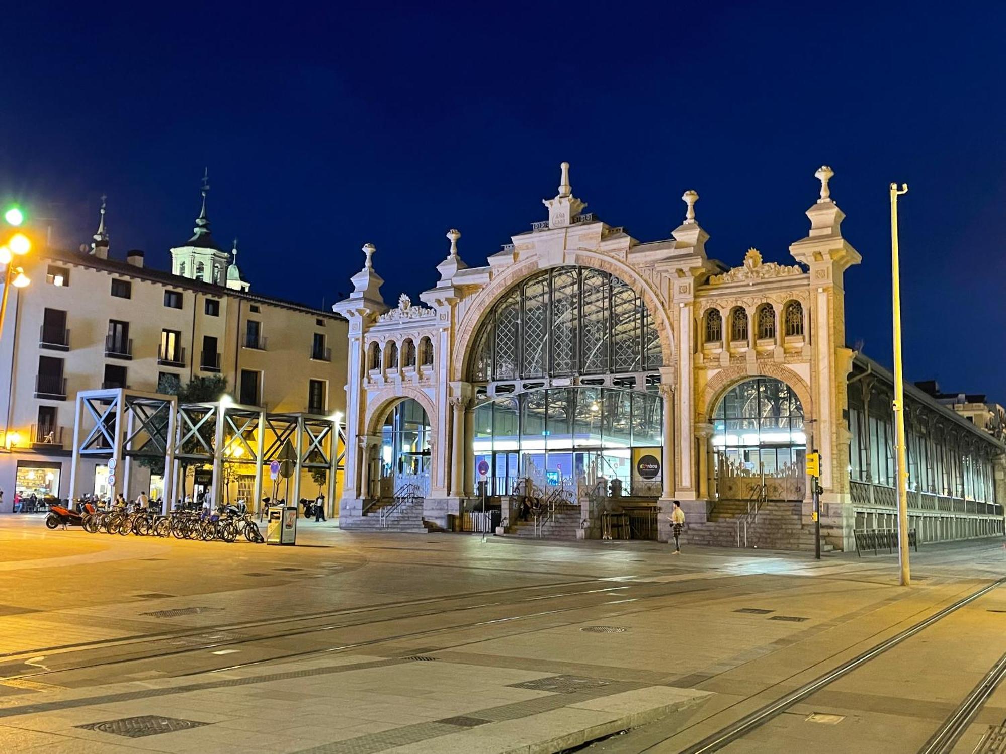 Atico Junto A Mercado Central, Con Parking Gratis Zaragoza Exteriör bild